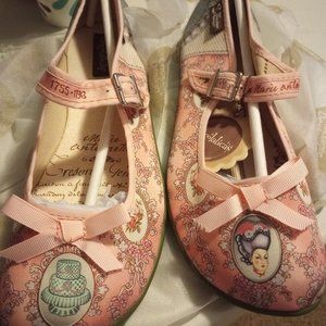Chocolaticas Marie Antoinette 2 Flats NWT HCD 39/US 9